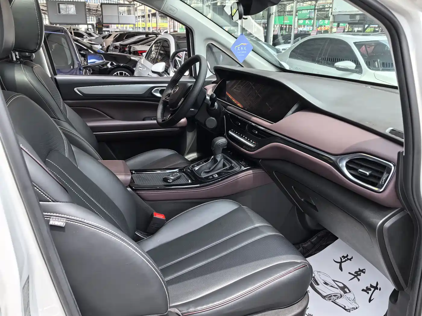 GAC Trumpchi Trumpchi M6 2023 PRO 270T DCT Luxury Edition фото 5
