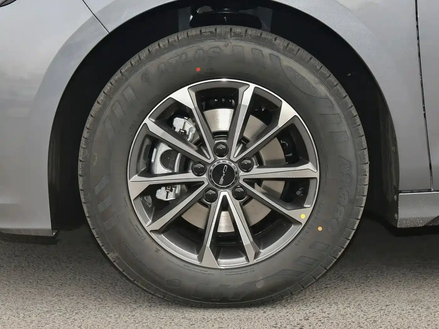 BYD Destroyer 05 2024 Glory Edition DM-i 55KM Luxury фото 13