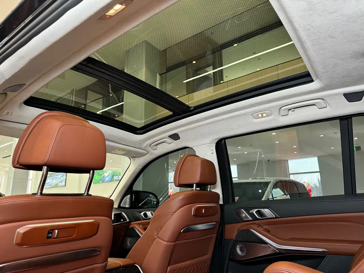 BMW X7 M60i 2023 xDrive M60i фото 10