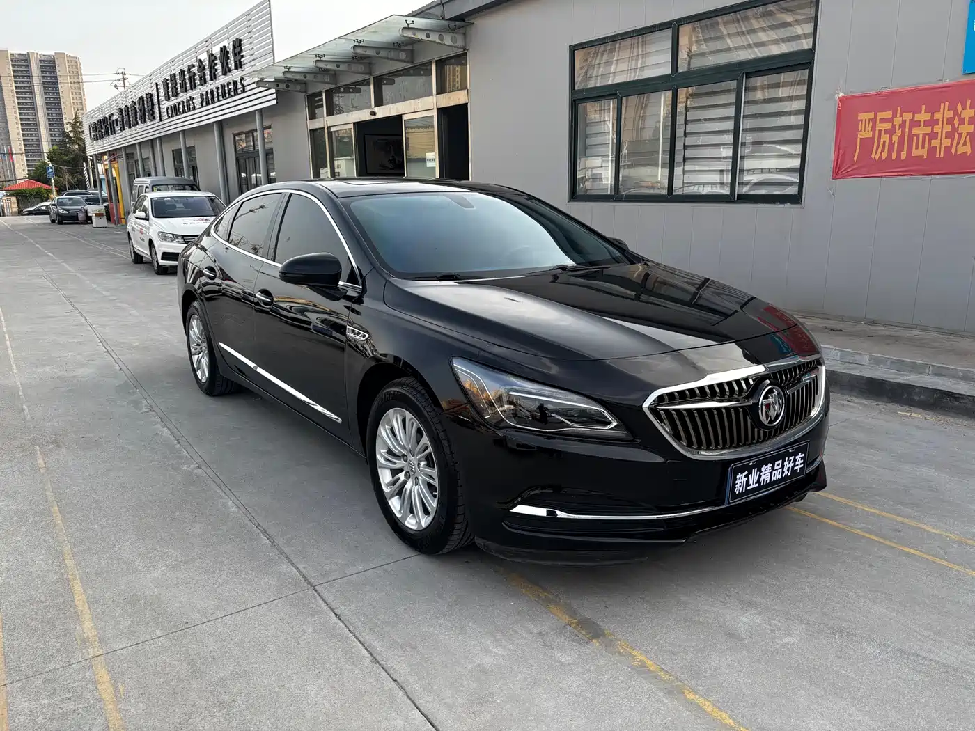 Buick LaCrosse 2018 Model 20T Elite Edition фото 3