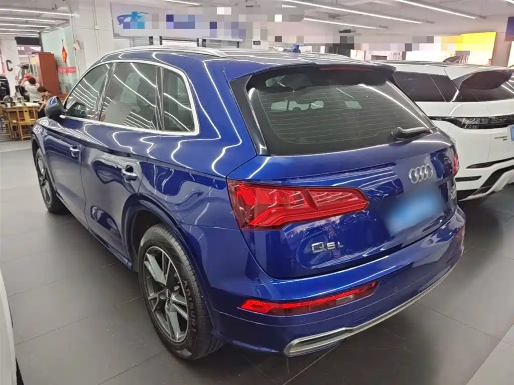 Audi Q5L 2018 40 TFSI Premium Fashion China VI фото 5