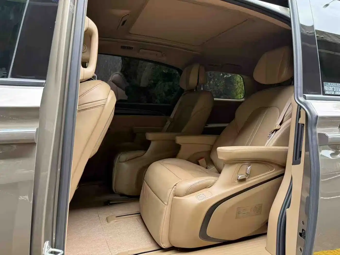 Buick GL8 2020 Model ES Landglory 653T Comfort фото 8