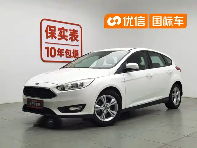 Ford Focus 2017 Hatchback 1.6L Auto Comfort Smart Edition — фото 1