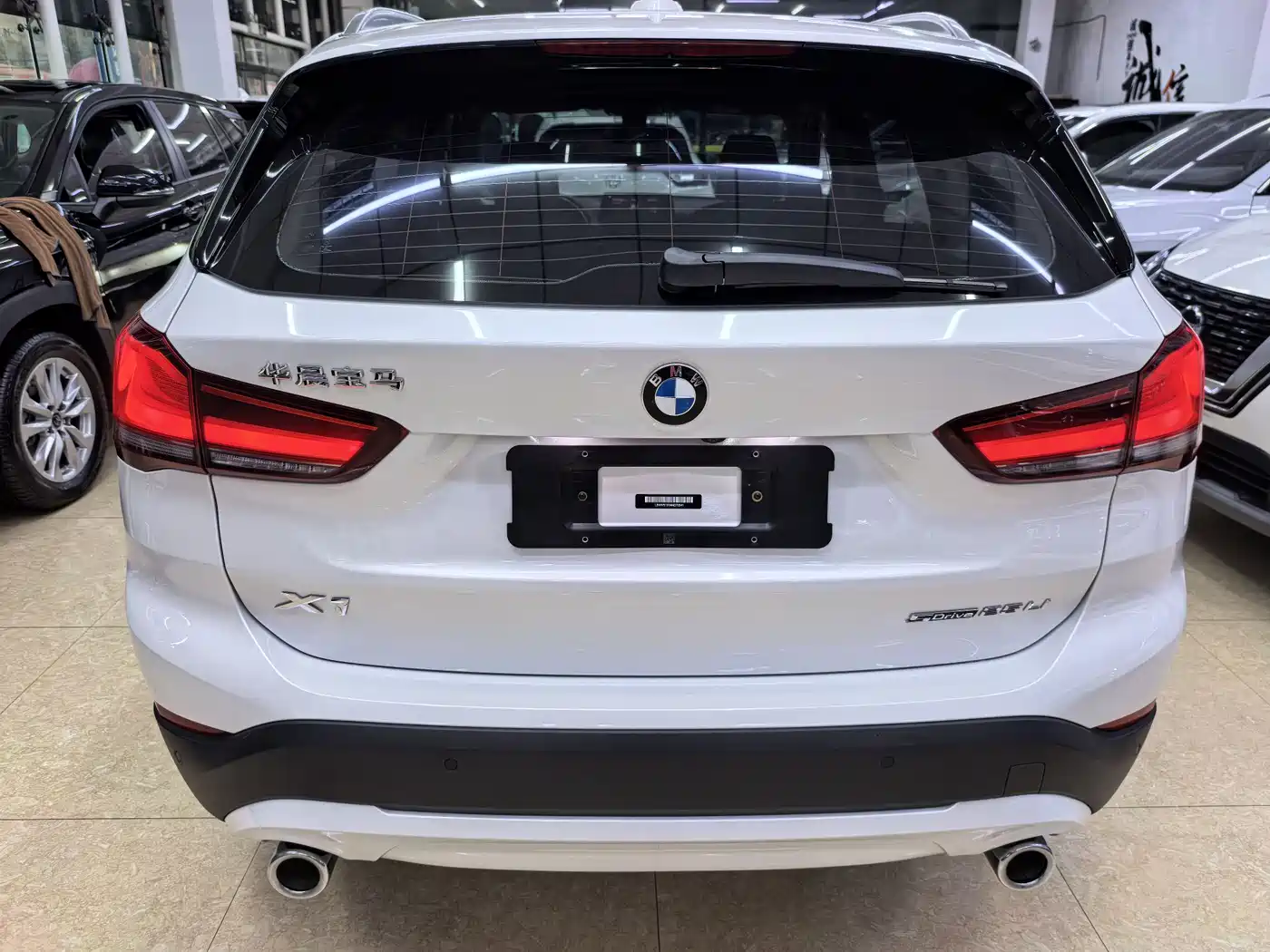 BMW X1 2022 sDrive25Li Leading фото 6