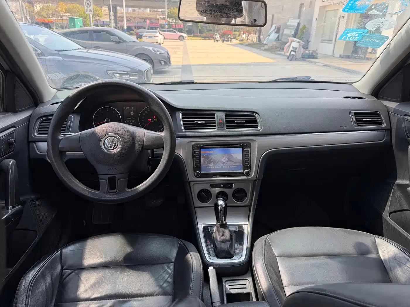 Volkswagen Lavida 2014 Model 1.4TSI DSG Sport фото 7