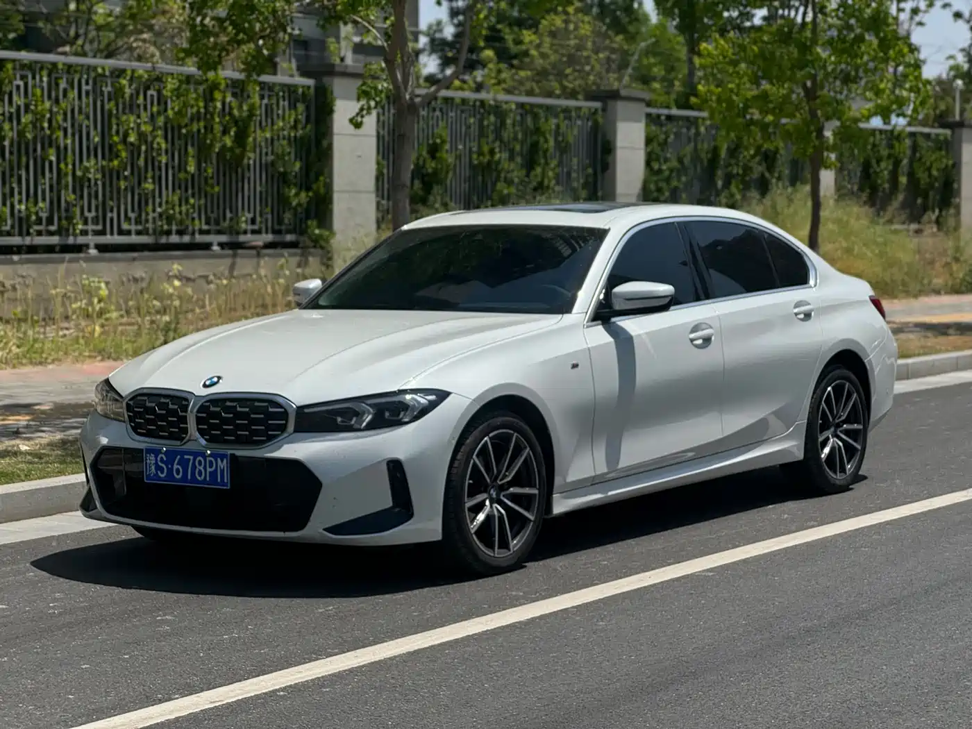 BMW 3 Series 2025 325Li M Sport Package
