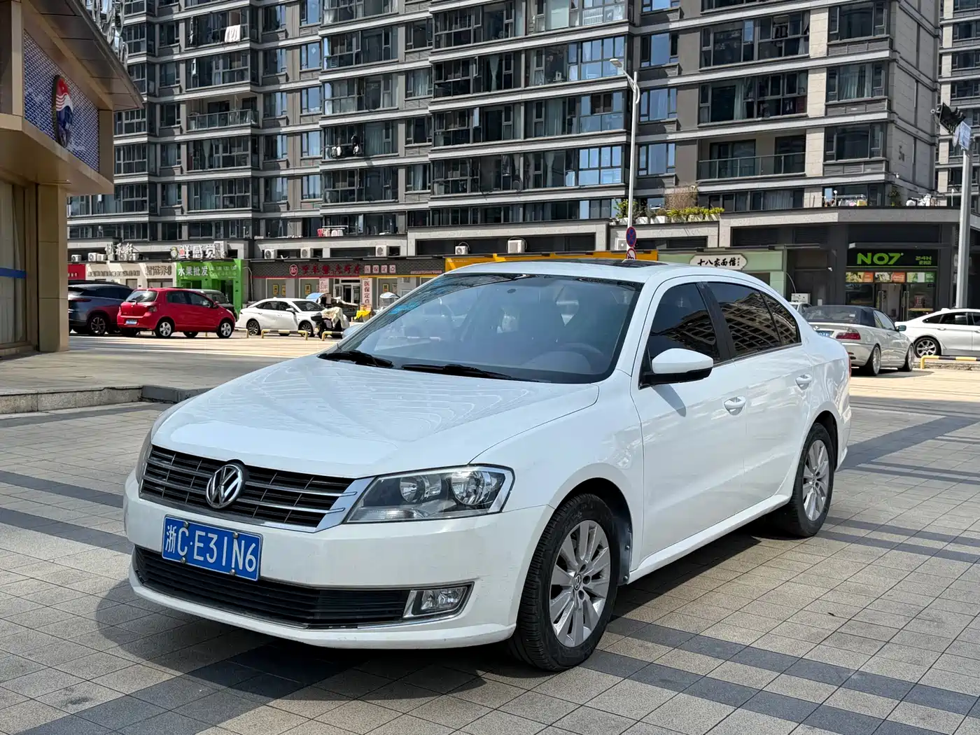 Volkswagen Lavida 2014 Model 1.4TSI DSG Sport