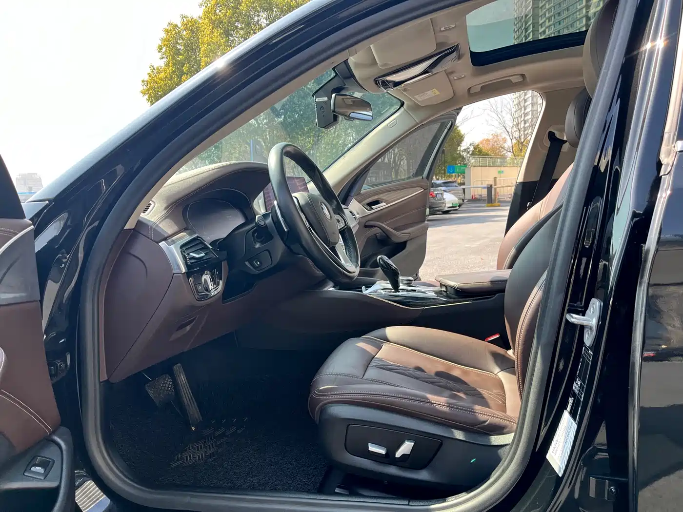 BMW 5 Series 2020 530Li Leading Luxury Package фото 4