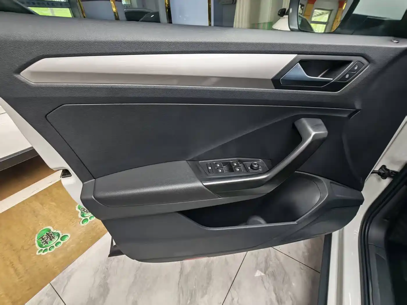 Volkswagen T-ROC 2022 280TSI DSG 2WD Elite PLUS фото 18
