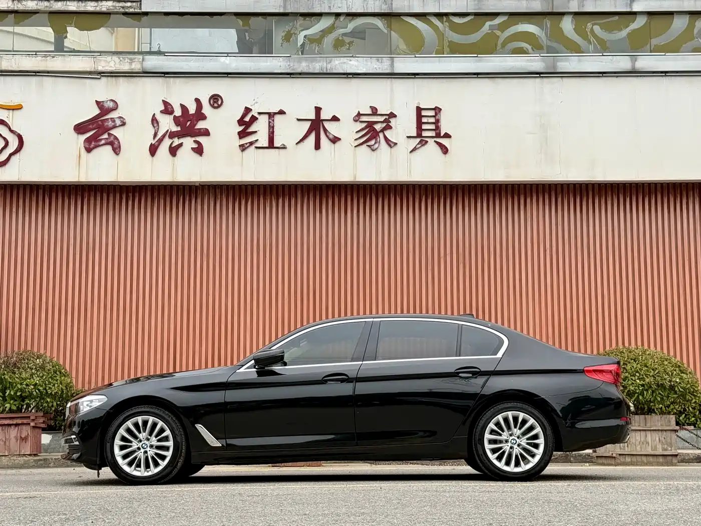 BMW 5 Series 2020 525Li Luxury Package фото 4