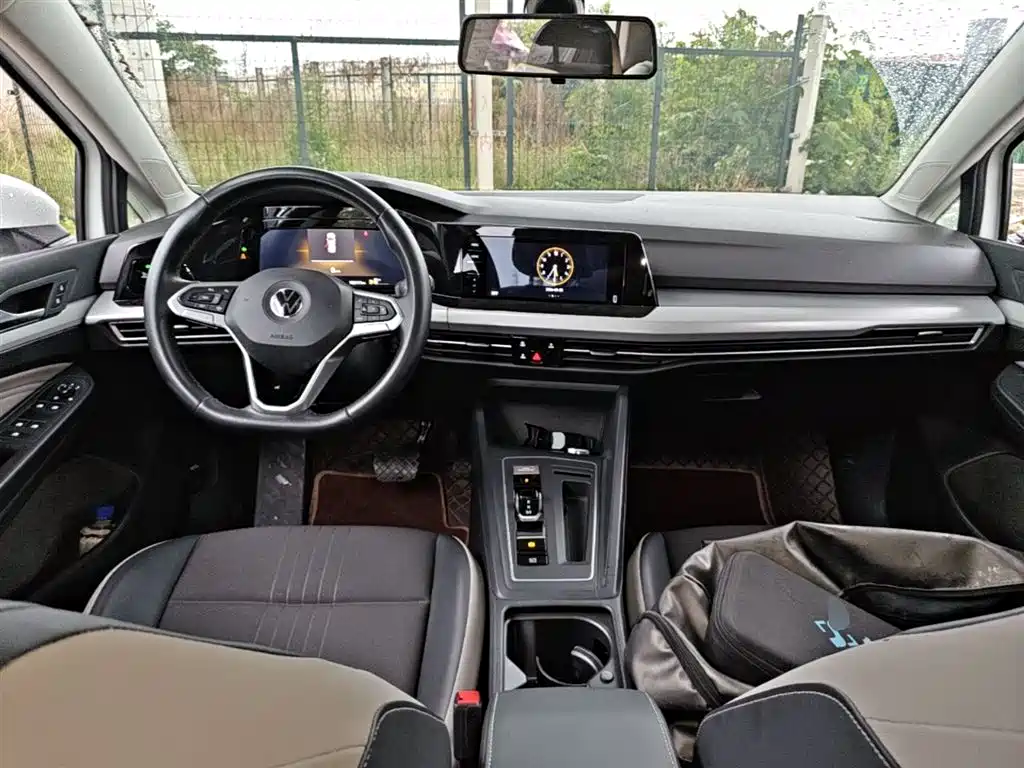 Volkswagen Golf 2021 280TSI DSG Pro фото 10