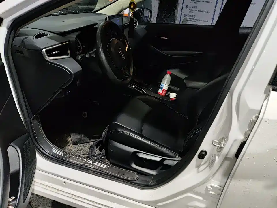 Toyota Corolla 2021 1.2T S-CVT Elite PLUS Edition фото 5