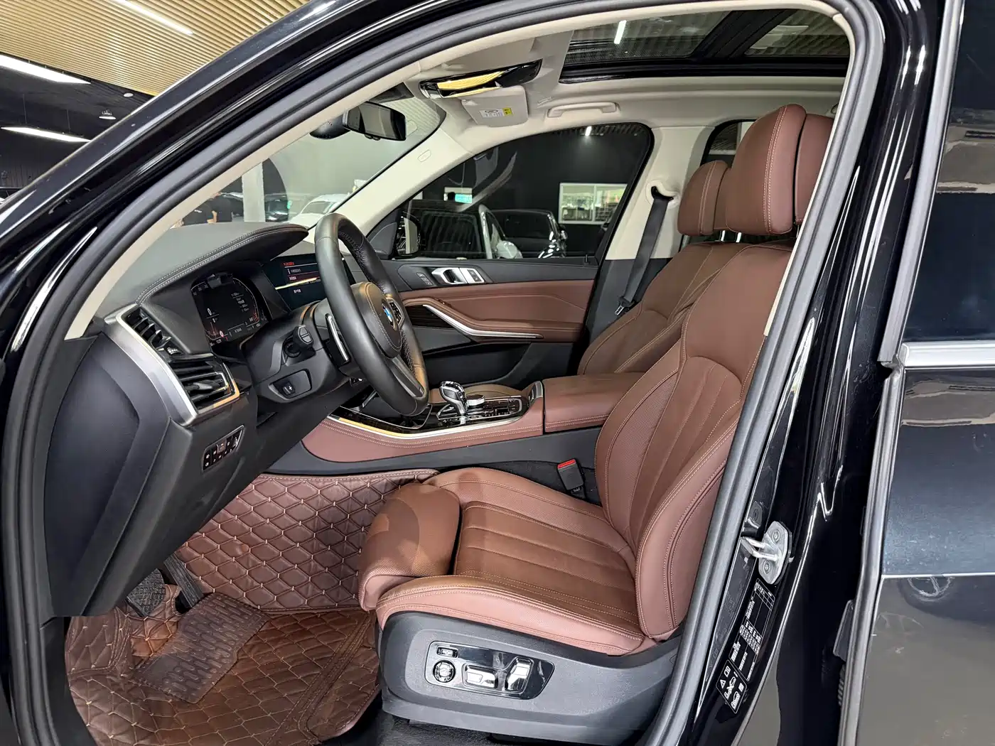 BMW X5 (Import) 2020 xDrive40i Premium M Sport Package фото 4