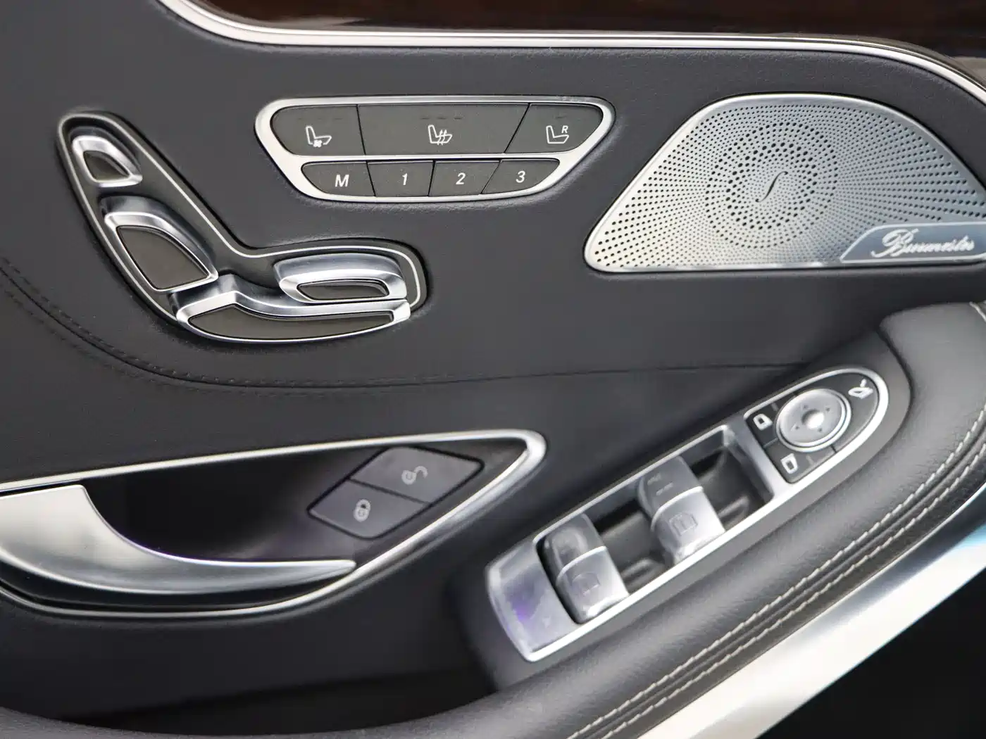 Mercedes-Benz S-Class 2016 S 400 4MATIC Coupe фото 19