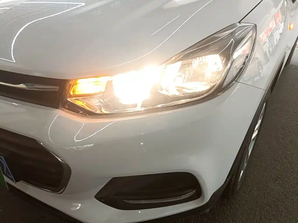 Chevrolet Trax 2018 2017 1.4T Automatic 2WD Comfort