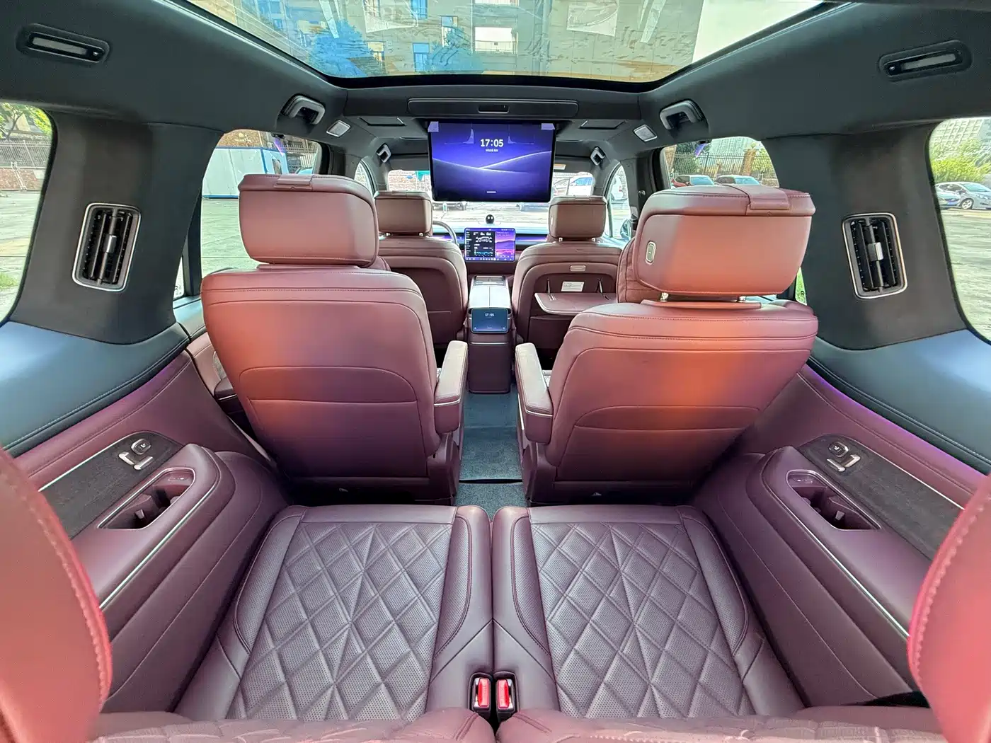 NIO ES8 2026 2025 Model 6-Seat Executive Luxury Edition