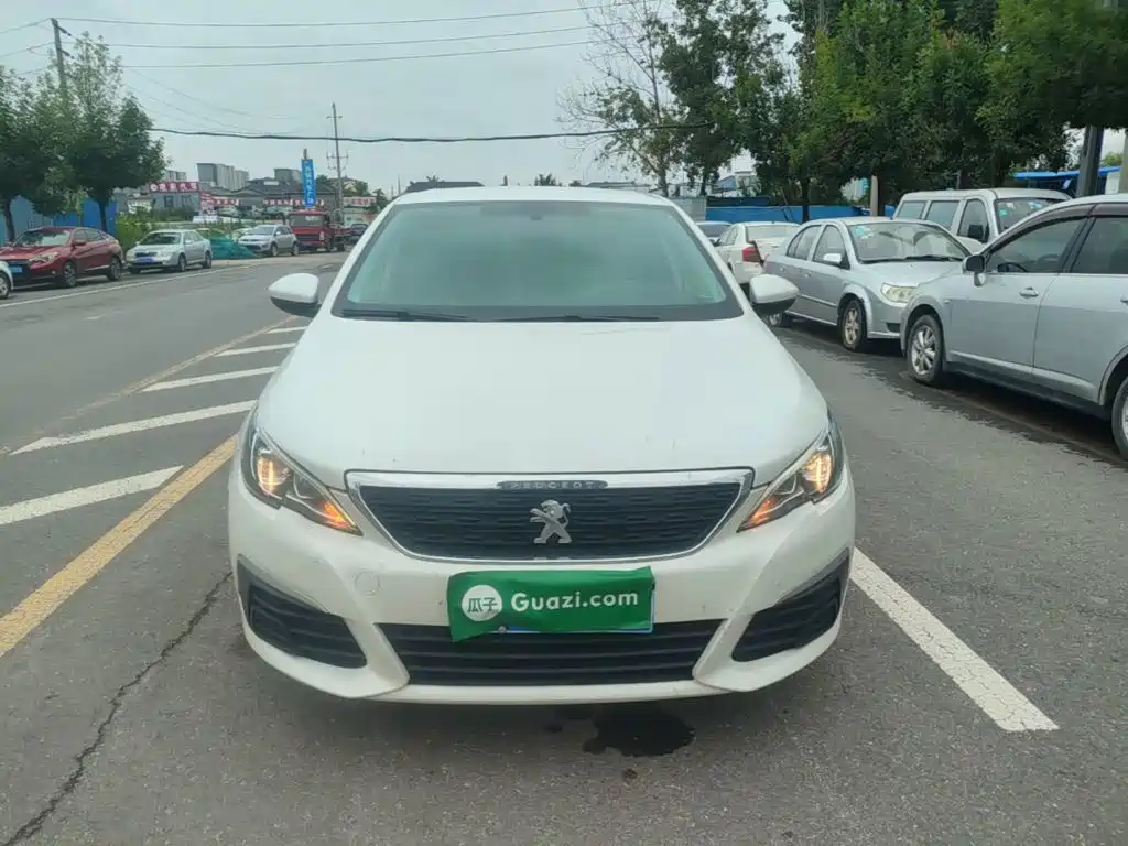 Peugeot 308 2018 2018 1.6L Manual Fashion Edition