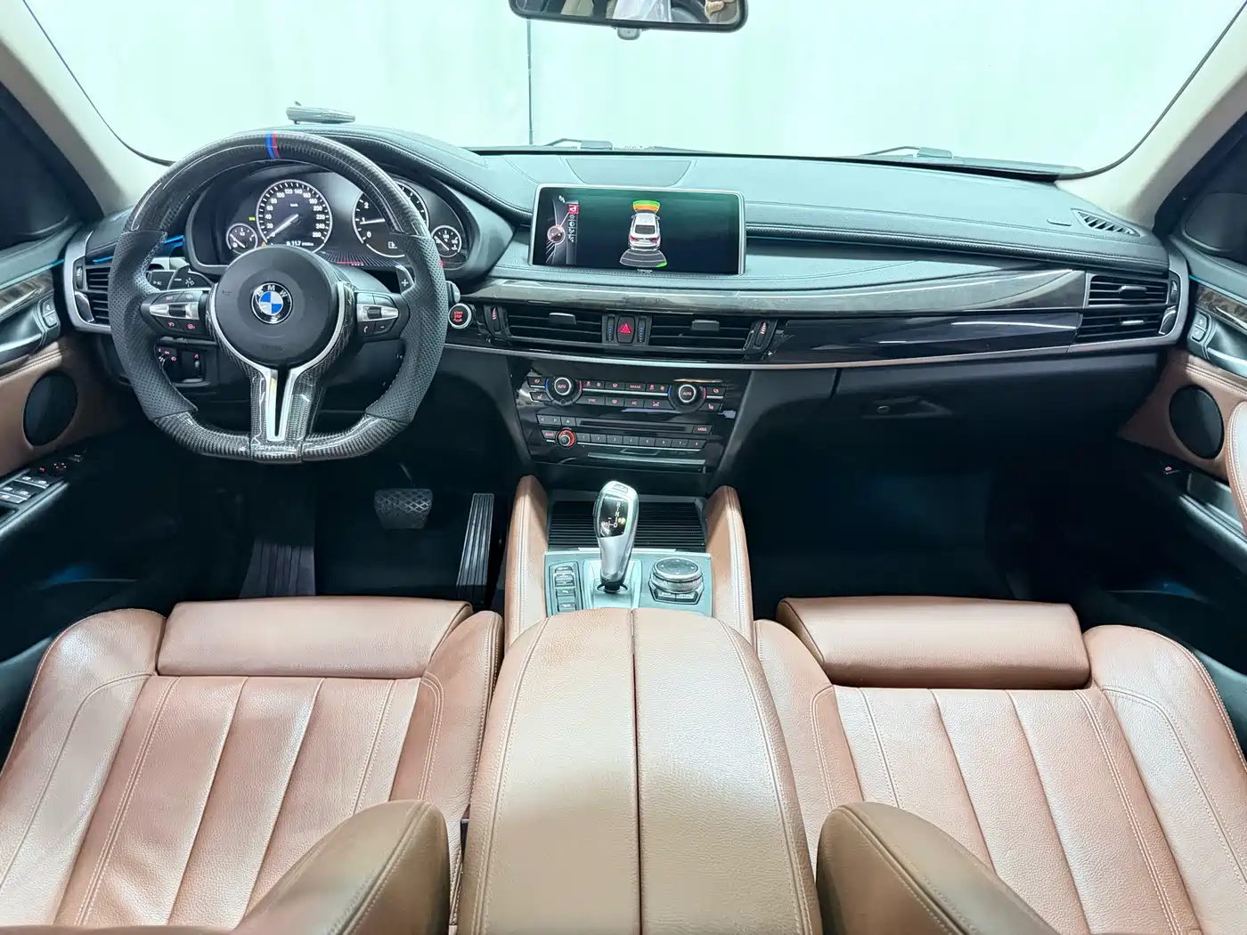 BMW X6 2015 xDrive28i фото 9