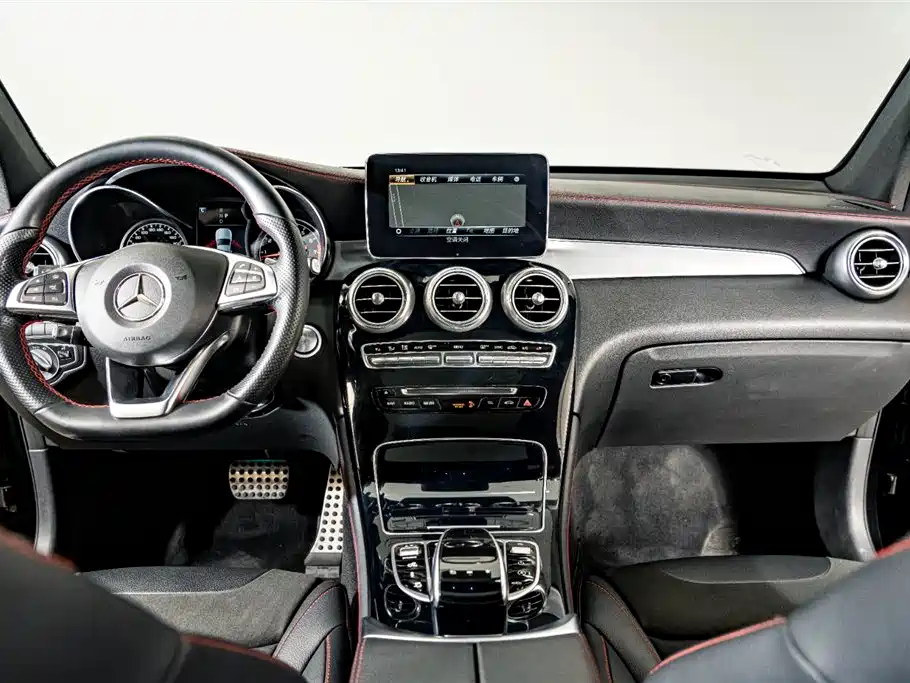 Mercedes-Benz GLC AMG 2017 AMG GLC 43 4MATIC фото 14