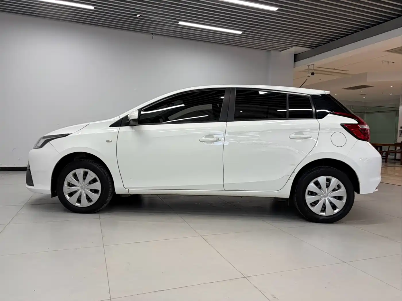 Toyota YARiS L Zhi Xuan 2020 1.5L CVT Leading Edition фото 3