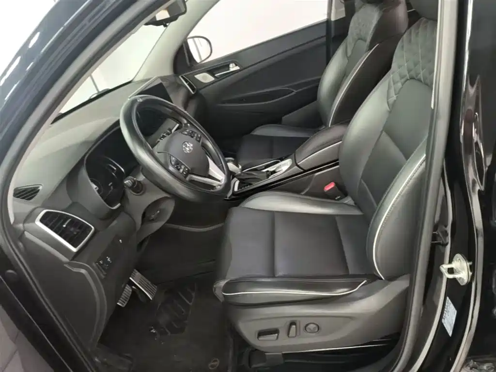 Hyundai Tucson 2019 280TGDi Dual-clutch 2WD Smart Connect Edition China VI фото 15