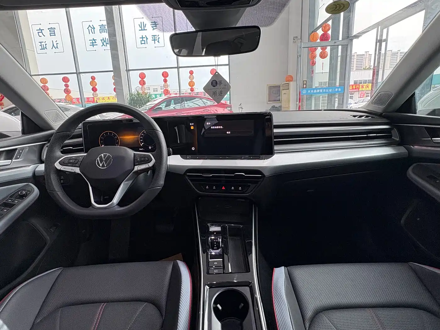 Volkswagen Teramont 2025 Teramont Pro 450TSI 4WD Summit Edition фото 8