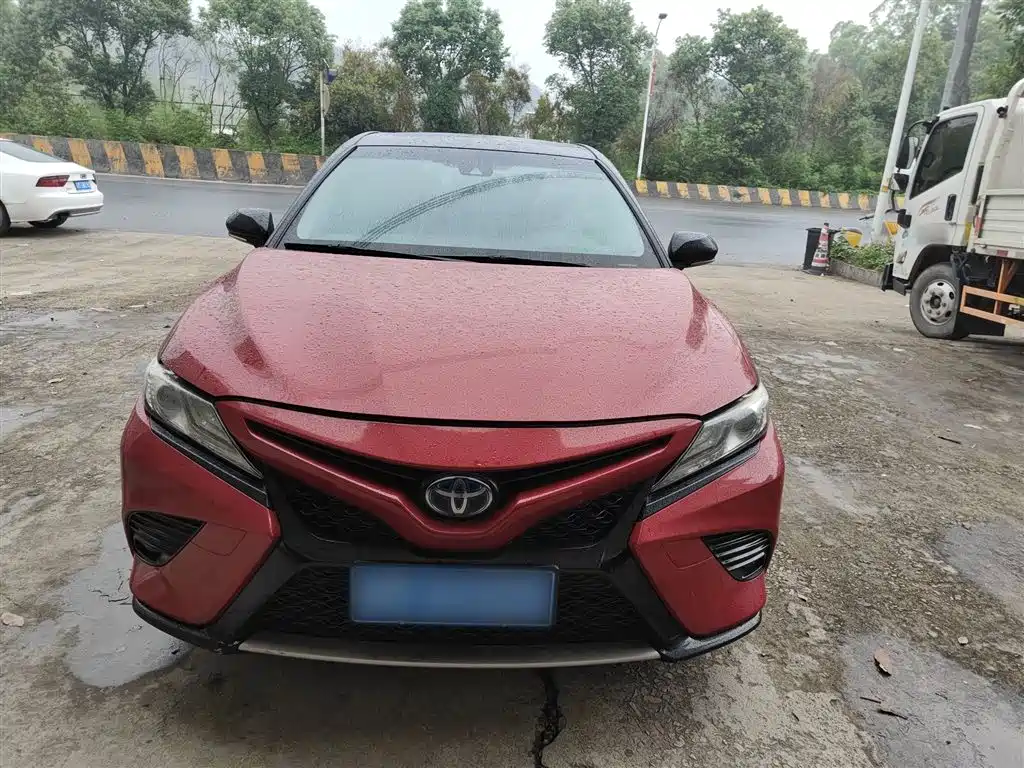 Toyota Camry 2019 Hybrid 2.5HS Trend Edition China VI фото 7