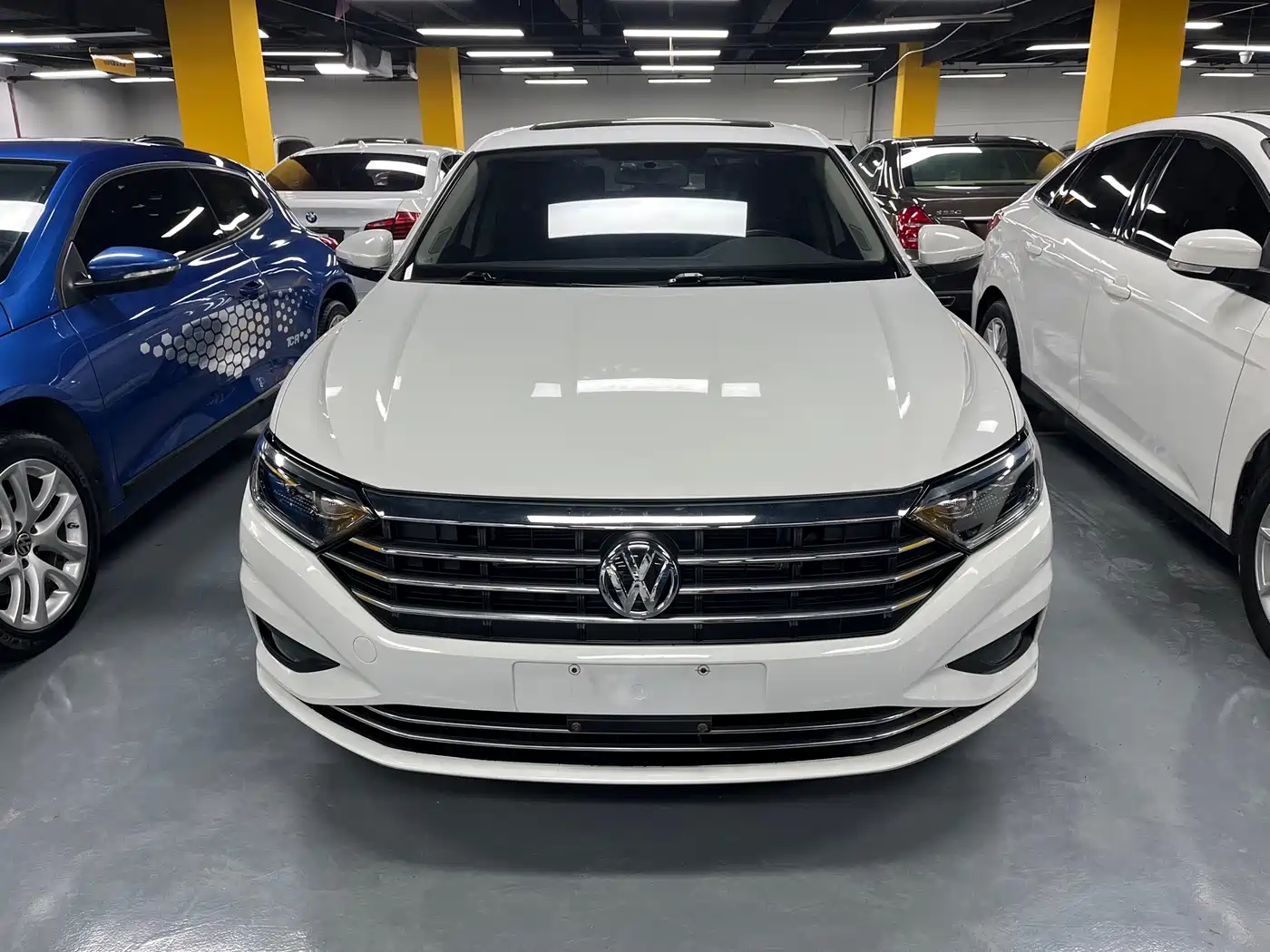 Volkswagen Sagitar 2021 280TSI DSG Surpassing Edition фото 2