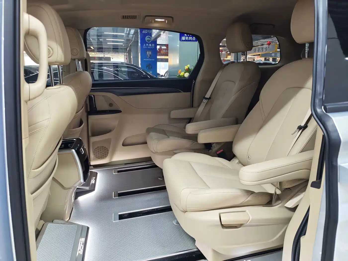 Фото 6 - Buick GL8
