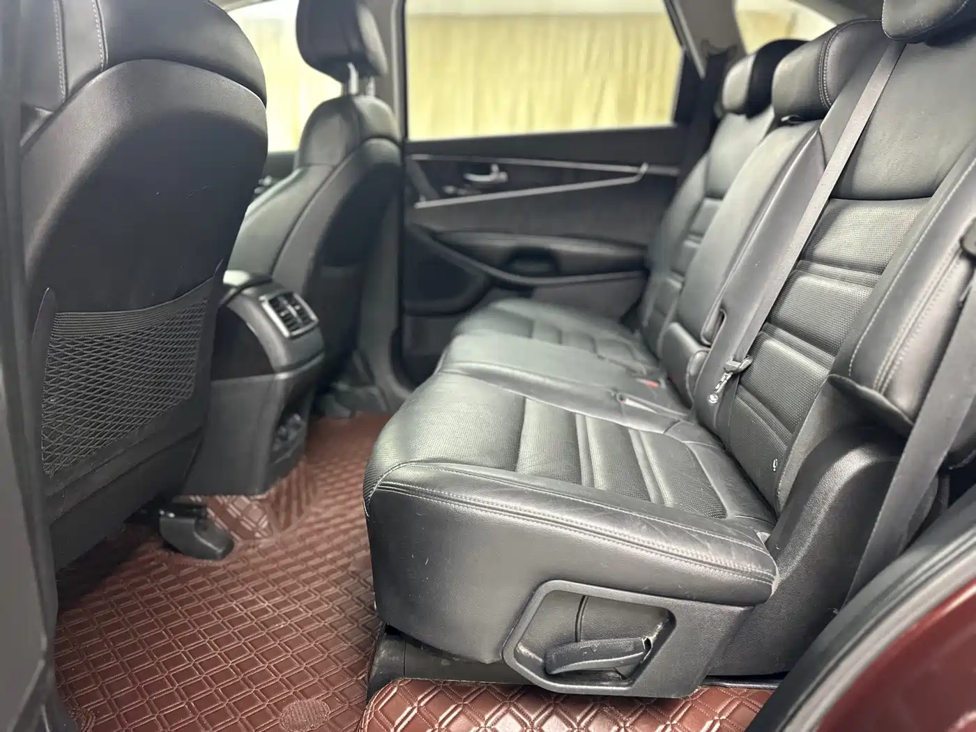 Kia Sorento 2015 2015 Sorento L 2.4L Gasoline 4WD Elite 7-Seater China V