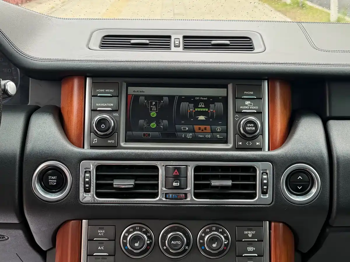 Land Rover Range Rover 2012 4.4 TDV8 фото 7