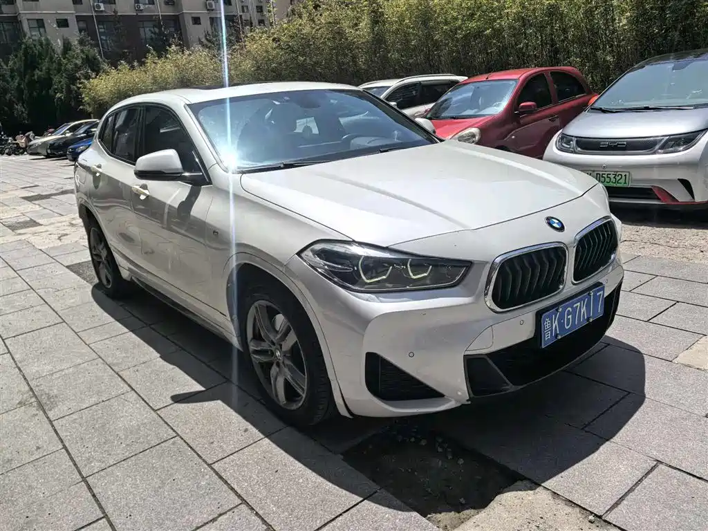 BMW X2