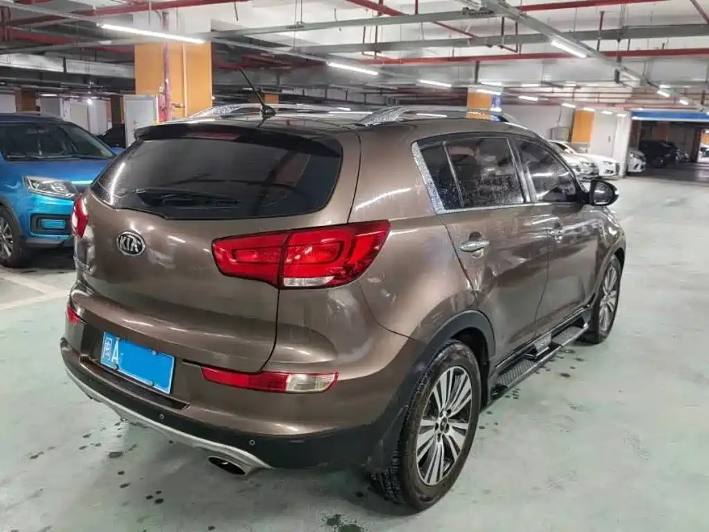 Фото 3 - Kia Sportage