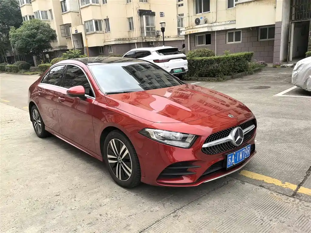 Mercedes-Benz A-Class 2020 A 180 L Sport Sedan фото 2