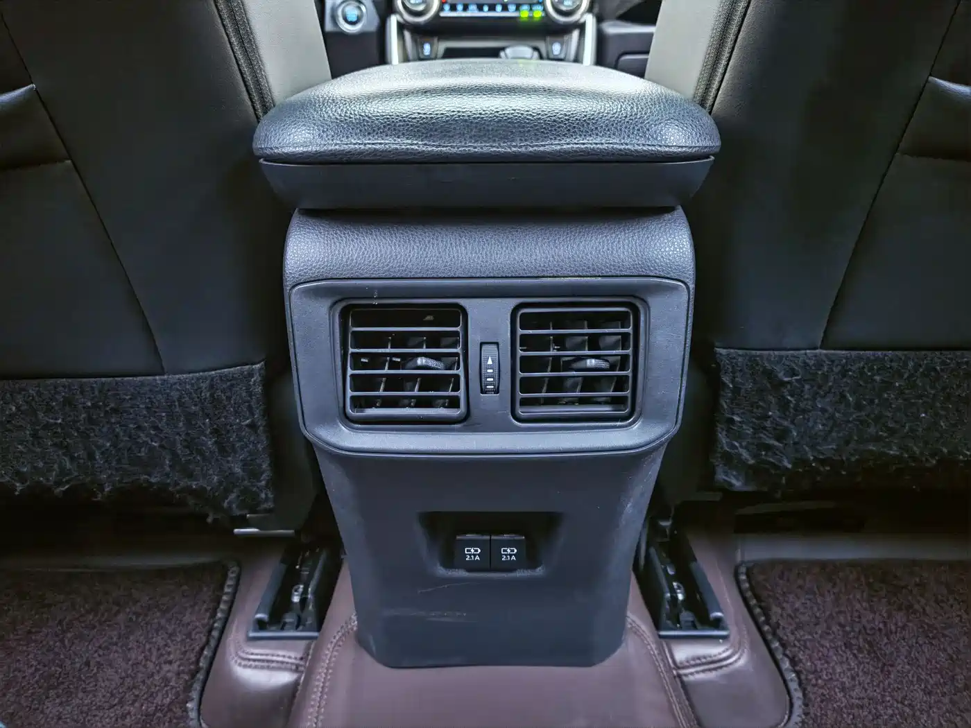 Toyota RAV4 Rongfang 2020 2.0L CVT 2WD Trend Edition фото 18