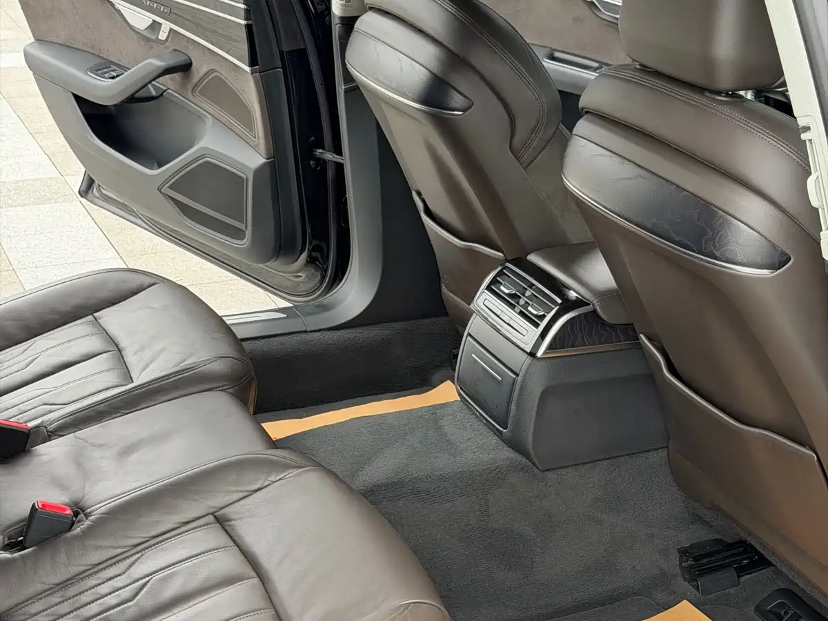 Audi A8 2019 Plus A8L 50 TFSI quattro Luxury фото 15