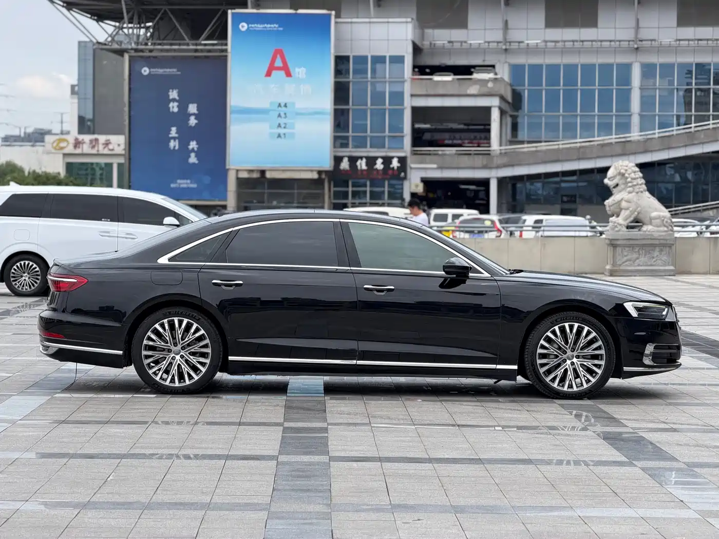 Audi A8 2019 Plus A8L 50 TFSI quattro Luxury фото 11