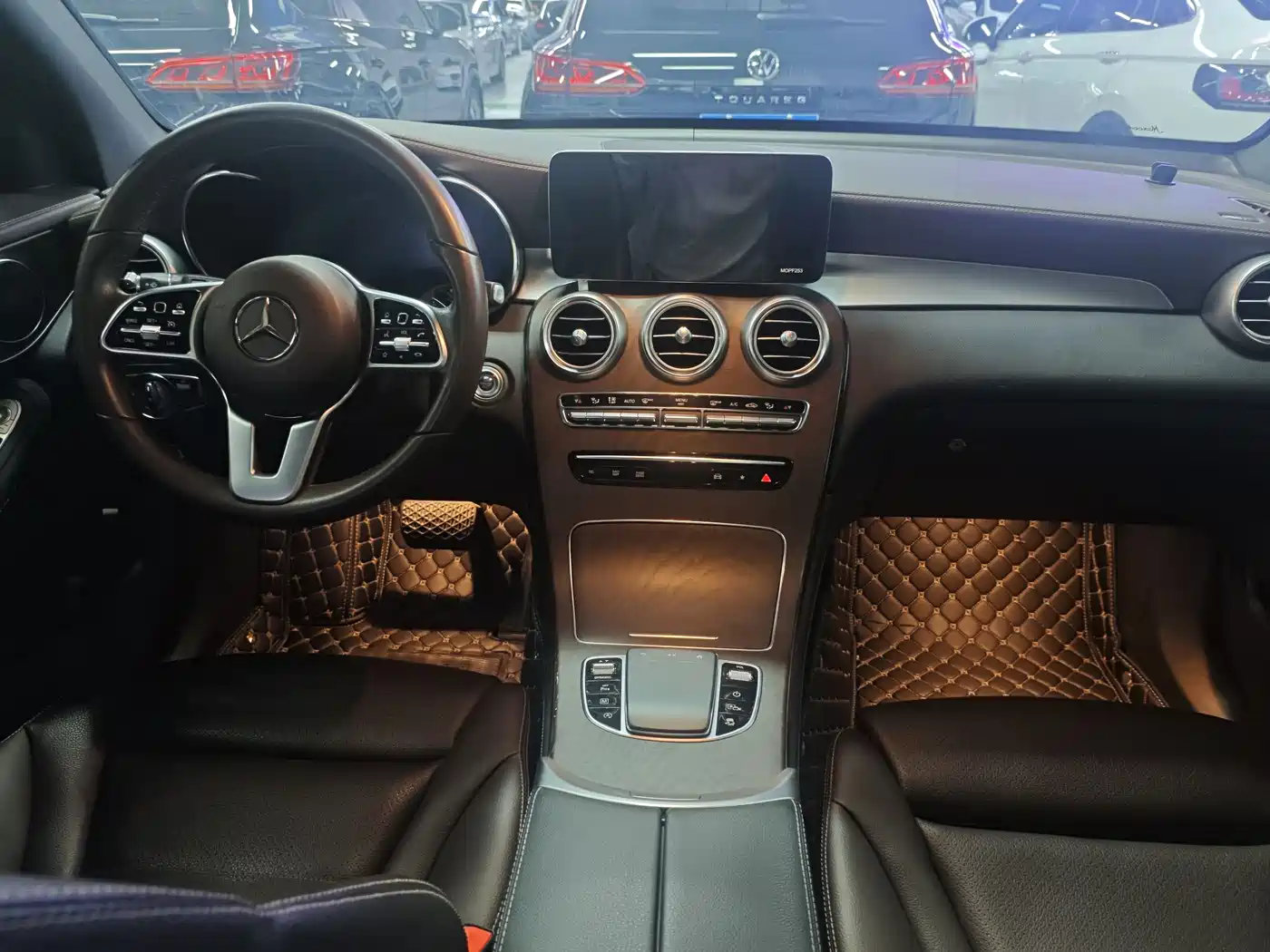 Mercedes-Benz GLC 2020 Facelift GLC 260 L 4MATIC Luxury фото 8