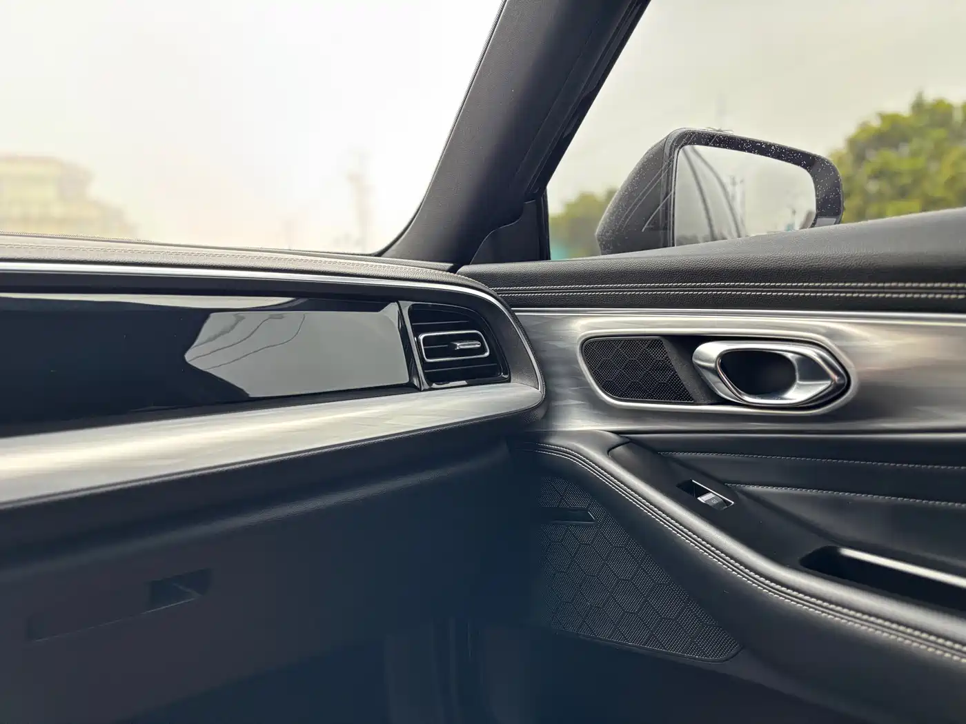 GAC Trumpchi Trumpchi GS8 2022 Pilot Series 2.0TGDI 2WD Luxury Smart Connect Edition (7-Seater) фото 17
