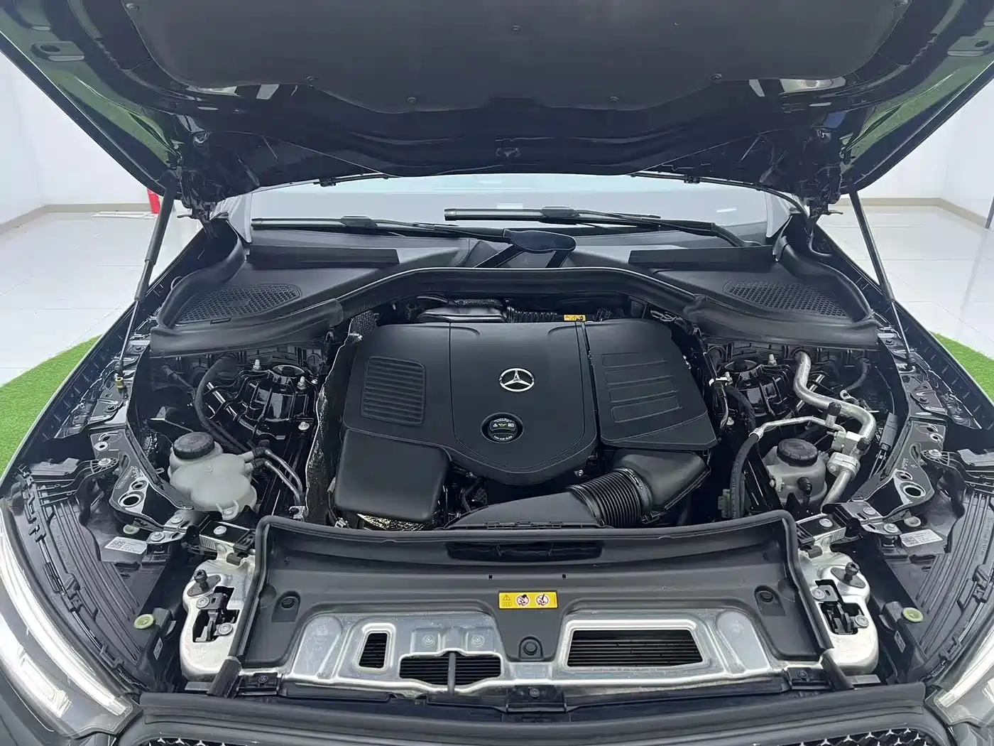 Mercedes-Benz GLC 2024 GLC 300 L 4MATIC Dynamic 5-seater фото 30