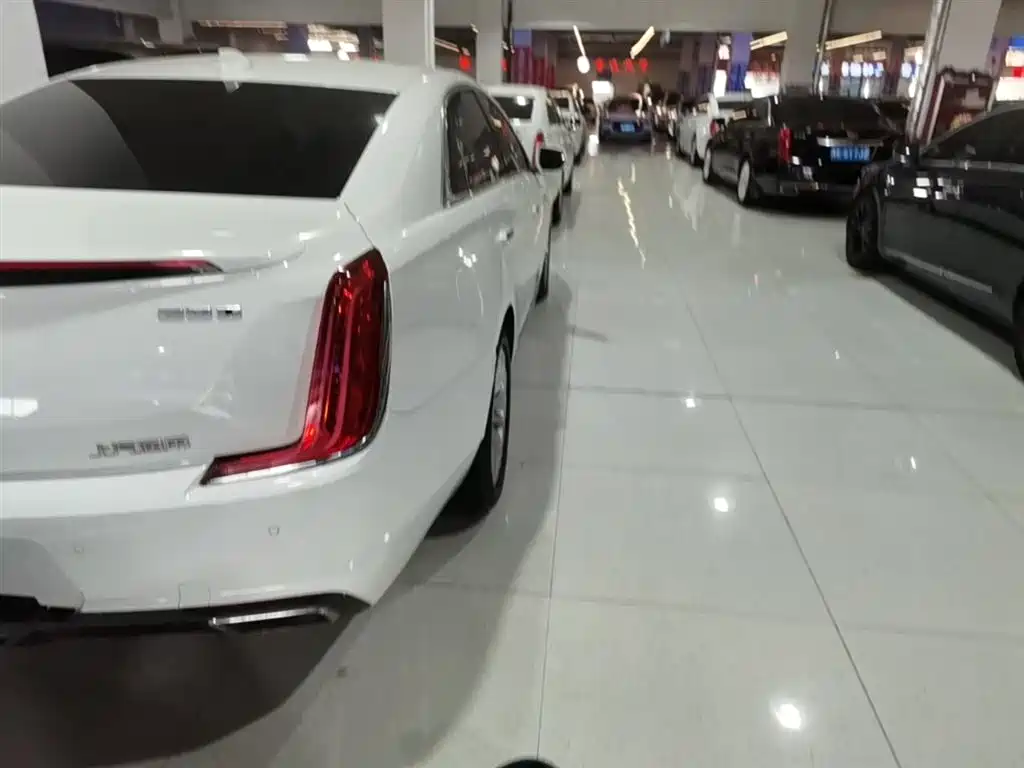 Cadillac XTS 2018 28T Elite фото 8