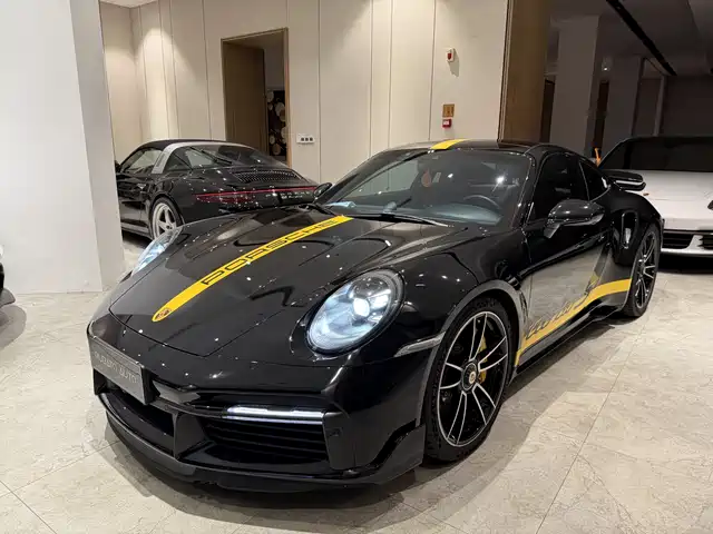 Porsche 911 2022 Turbo S 3.7T