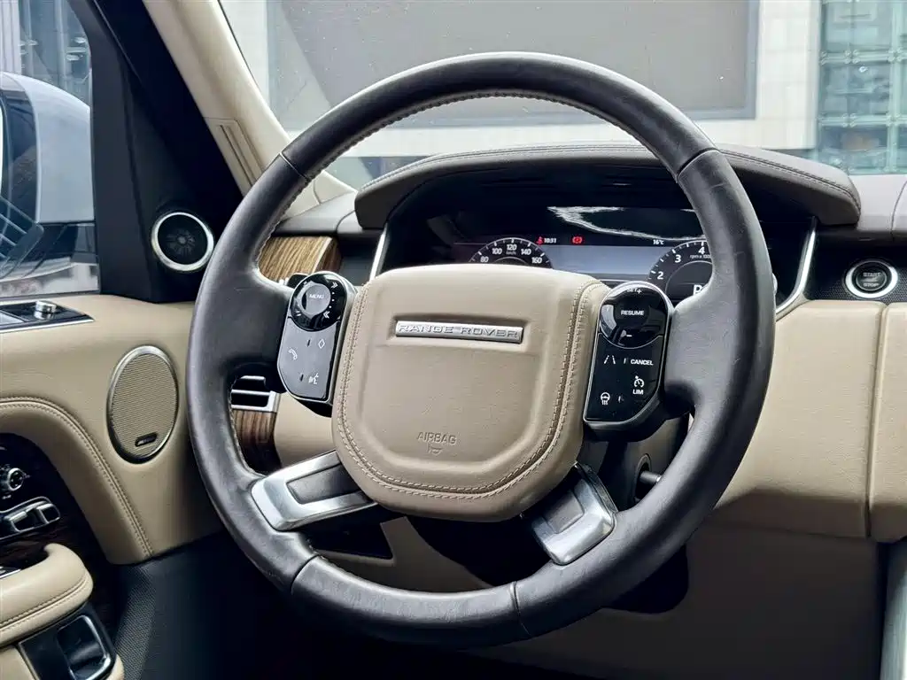 Land Rover Range Rover 2018 3.0 SC V6 Vogue Heritage Edition фото 18