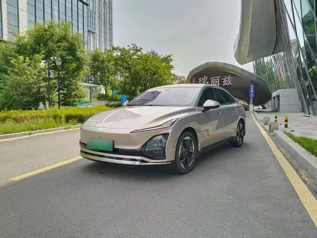 Wuling Motors Wuling Xingguang 2024 — пригон из Китая