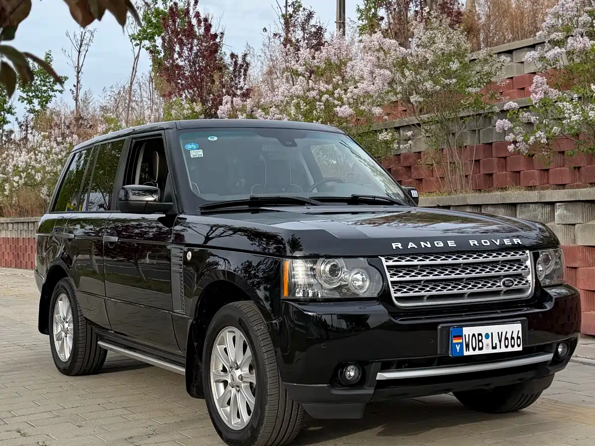 Land Rover Range Rover 2011 3.6 TDV8 фото 3