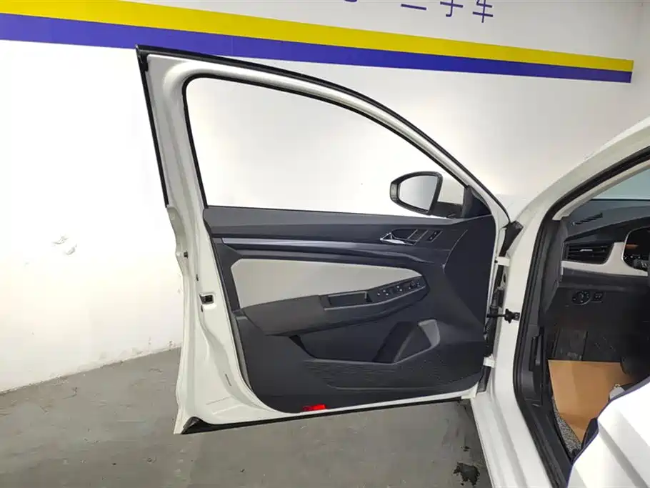Volkswagen Bora 2023 200TSI DSG Comfort Edition фото 7