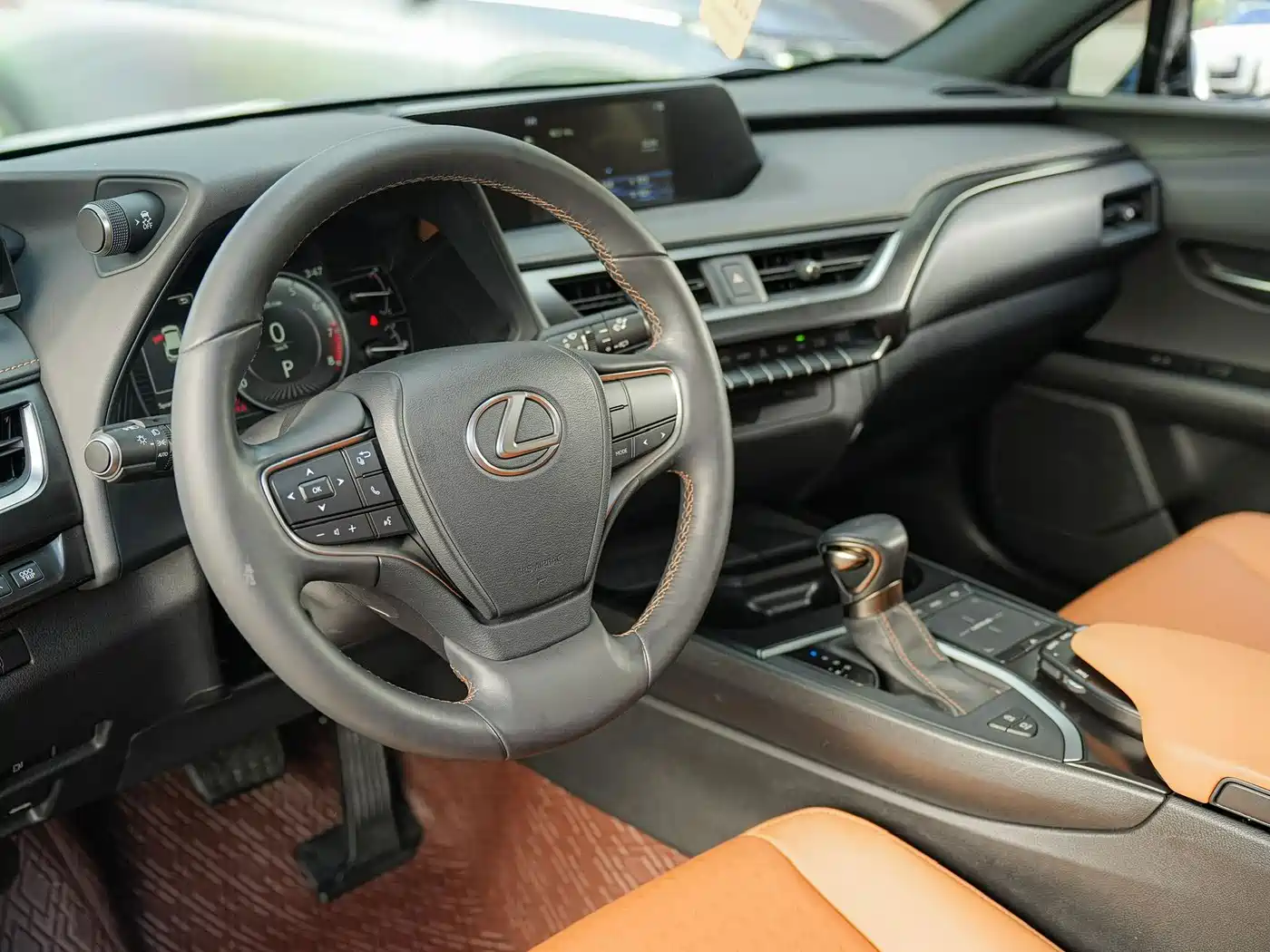 Lexus UX 2022 2020 200 Special Edition