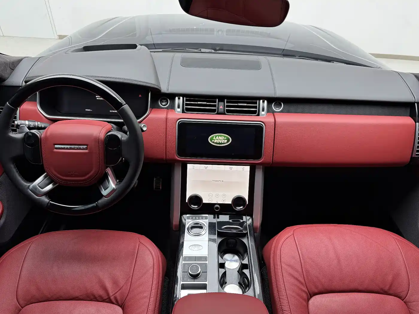 Land Rover Range Rover 2022 3.0 L6 400PS Prestige Genesis Extended Edition фото 16