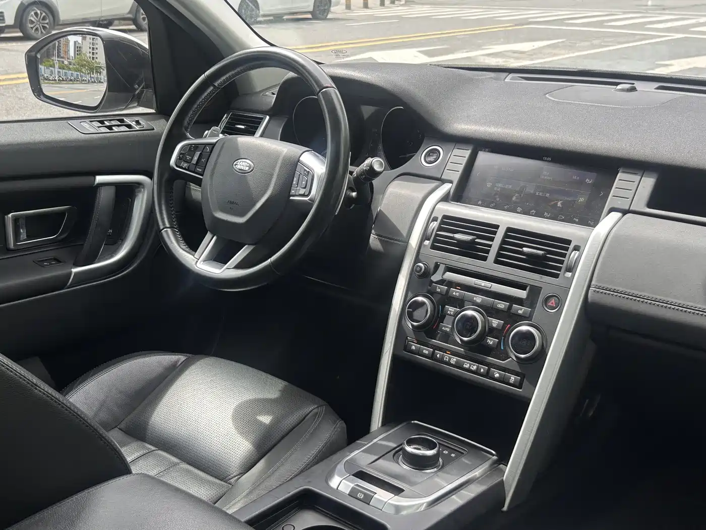 Фото 11 - Land Rover Discovery Sport