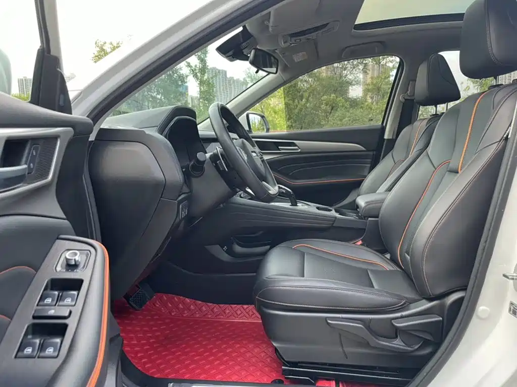 Фото 8 - Haval F7